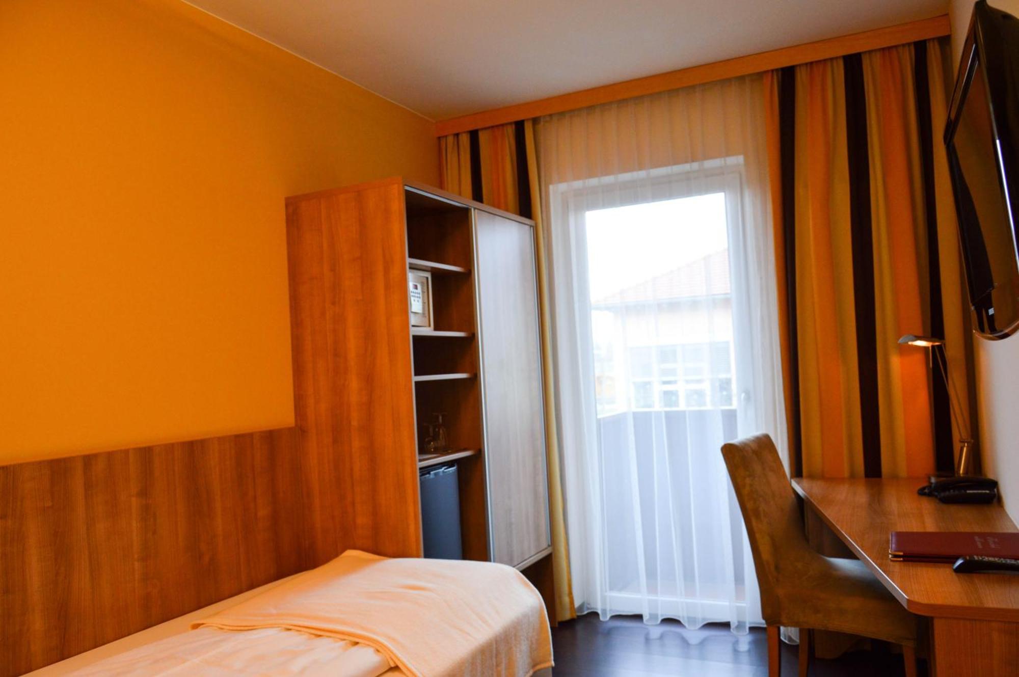 Hotel Roemerhof Tulln An Der Donau Εξωτερικό φωτογραφία